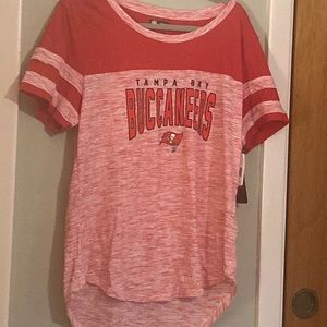 NWT Tampa Bay Buccaneers shirt 2XL
